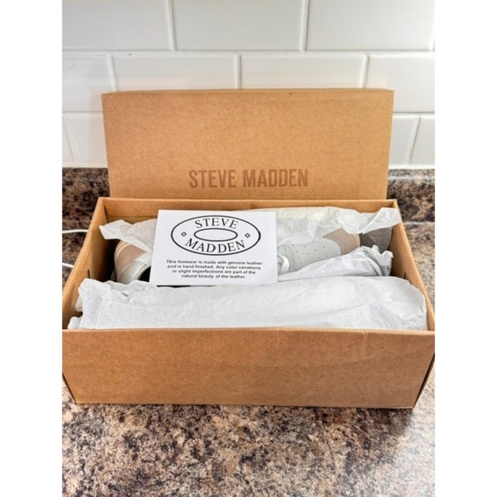 Steve Madden Centre Mens White Silver Suede Leather Sneakers CENT05M1 9.5 - Picture 14 of 14